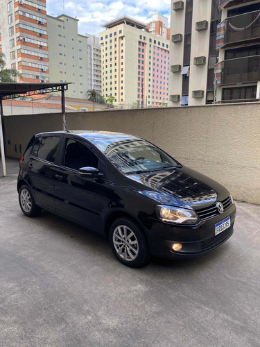 Imagem 3 de 15 de Volkswagen Fox 2014 1.6 Vht Total Flex 5p