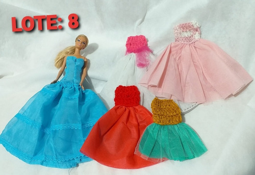 Vestido Muñeca Barbie Princesa O Similar Lote De 5 Vestidos (Usado)