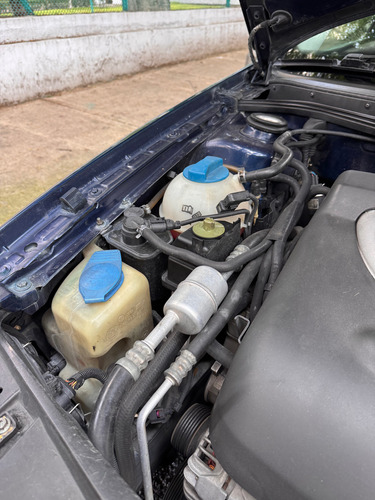 Volkswagen Jetta 2.0 Gls 5vel Aa Ee Mt