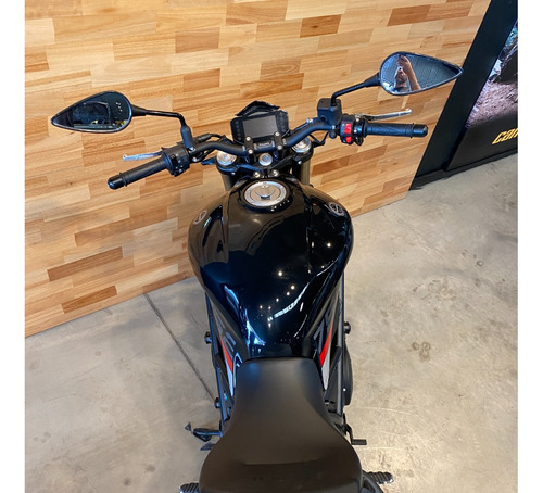 Benelli 752s 2023