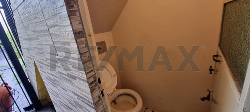 Venta Casa Amplia Avellaneda Patio Dos Cocheras