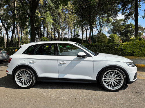 Audi Q5 2.0 L T Dynamic Dsg