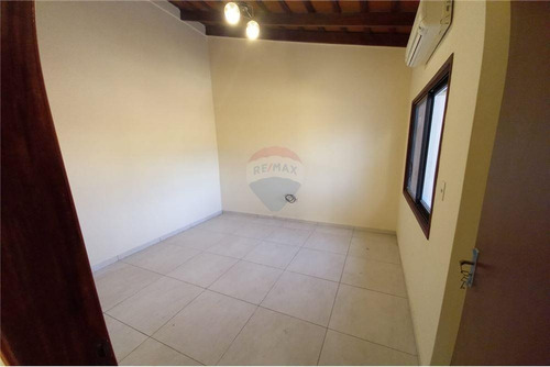 Imagen 14 de 20 de Vendo Dúplex A Estrenar En El Centro De Encarnación, A Pasos De La Costanera Bolik: 3 Habitaciones Y 2 Baños