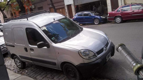 Imagen 2 de 7 de Renault Kangoo 2013 1.6 2 Furgon Confort Cd Svt 1plc