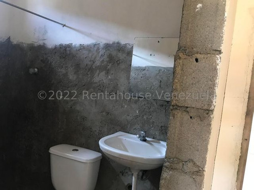 Imagen 7 de 8 de Casa En Venta En Punto Fijo. Contacto Al 04146954944 Cod Ref 22-17047