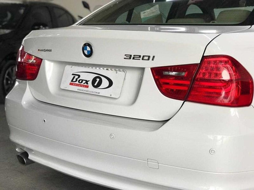 Imagem 9 de 15 de Bmw 320i 2.0 16v Gasolina 4p Automático 2011/2012