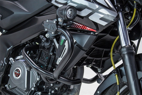 Imagen 2 de 10 de Defensas Crash Bar Negras Pulsar Ns 200 Fire Parts