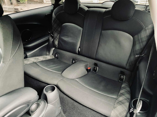 Imagen 10 de 13 de Mini Cooper 2018 1.5 Chili At