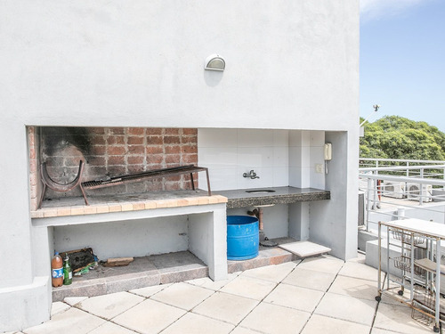 Apartamento En Venta En Malvin Ref. 7605