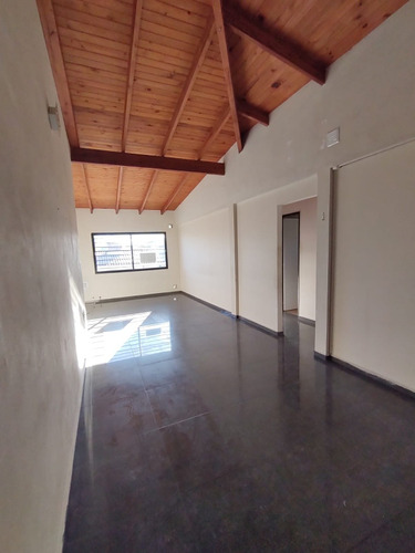 Venta Departamento 2 Dormitorios  Con Cochera Centrico Villa Carlos Paz