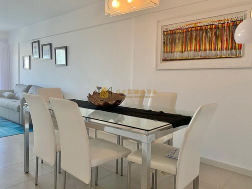 Apartamento En Venta Dos Dormitorios Moderno- Ref: 3990