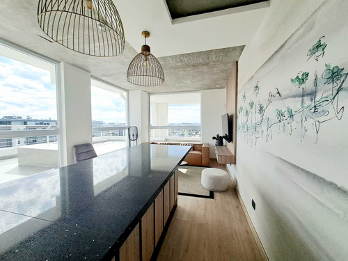 Estupendo Home-studio Amoblado, Centro Ccp. (93046)