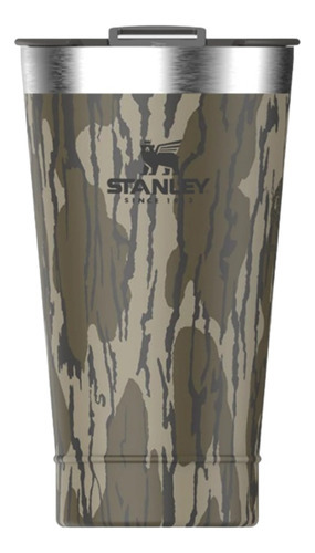 Copo térmico Stanley 473ml com tampa e abridor de cerveja camuflado