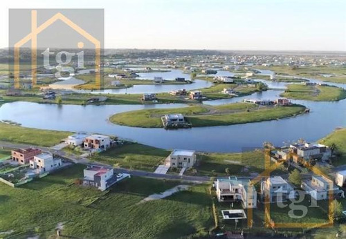 Imagen 11 de 14 de Casa En Venta En El Cantón - Puerto