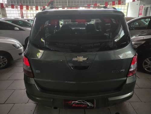 Imagem 4 de 8 de Chevrolet Spin 1.8 Ltz 8v Flex 4p Automático