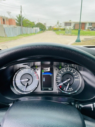 Imagen 2 de 9 de Toyota Hilux Camioneta 0 Kilómetr 2021