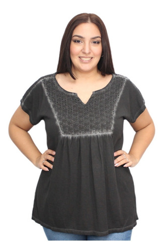 Imagen 5 de 8 de Blusa Broderie Pechera Pigment Algodon Amplia Importada