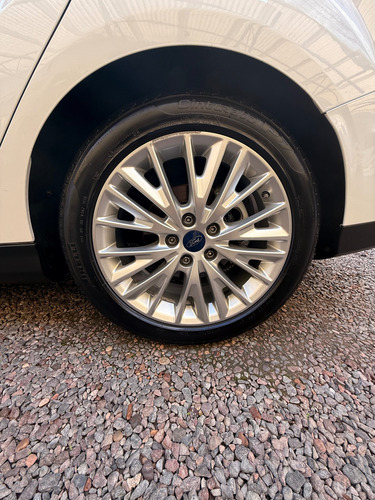 Ford Focus III 2.0 Sedan Se Plus Mt
