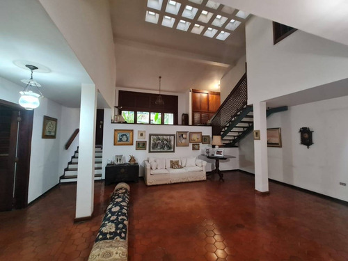 Imagen 6 de 8 de Marlyn Padrón Casas En Venta En Guaparo Calle Cerrada Mlyn 134183