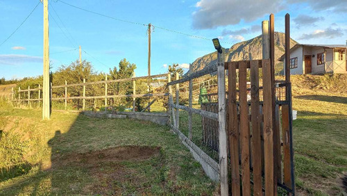 Coyhaique - Escuela Agrícola (77606)
