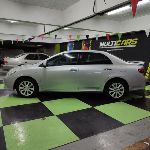 Imagen 4 de 9 de Toyota Corolla Aut