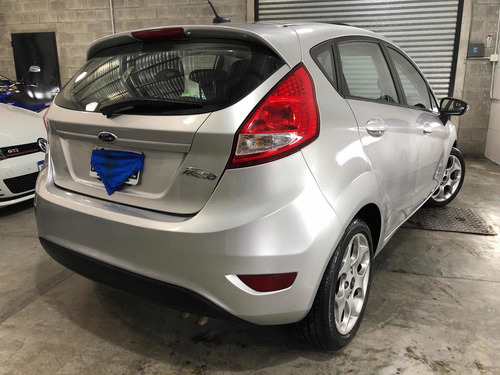 Ford Fiesta Kinetic Design 1.6 Design 120cv Titanium 2011