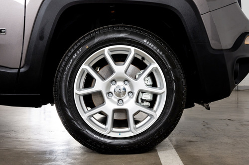 Renegade Sport 1.8l Mt5 Fwd - Taraborelli Cars *