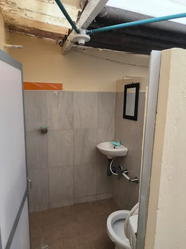 ¡amplia Casa De Dos Niveles - Ideal Para Familia Extensa O Inversión! En Sibate