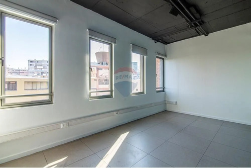 Of. Planta Libre 104,64 Mts2 Metro P. De Valdivia