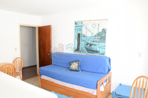 Departamento En Península, Sobre Av Gorleor - Ref: 2363