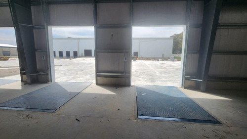 Nave Industrial En Alquiler De 16.000m2 En Parque Industrial Moreno 2 - Pim2