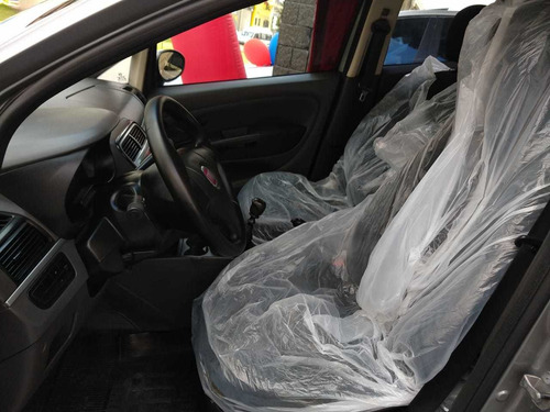 Fiat Punto Attractive 1.4 2012