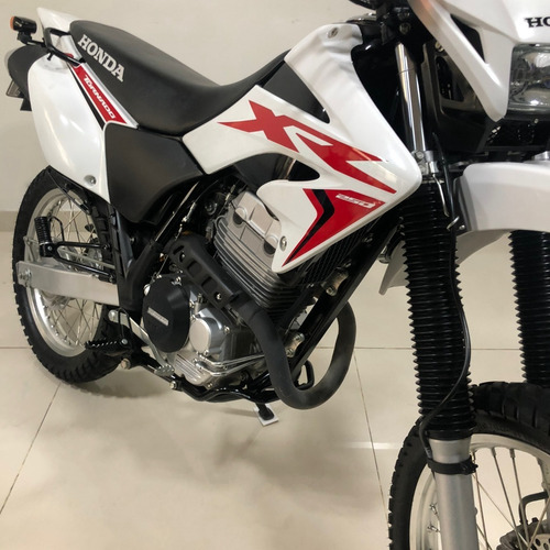 Imagen 13 de 25 de Honda Tornado 2022 Usado