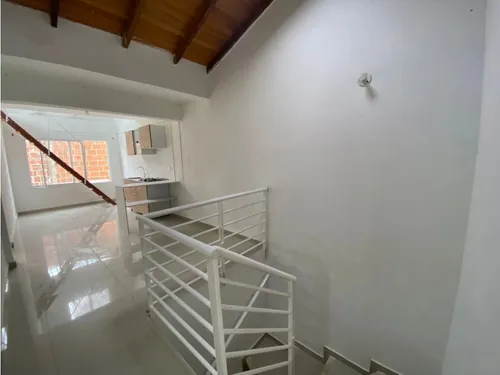 Venta De Casa Bifamiliar 140mtrs2 En Jamundí, 9391.