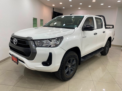 Toyota Hilux 2.7 Cabina Doble Sr Mt