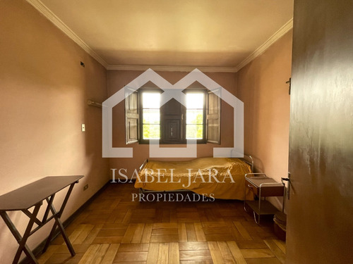 Formidable Monasterio Francés En Arriendo - Ñuñoa
