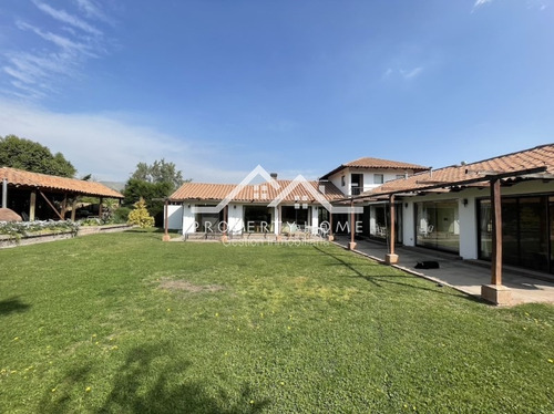 Oportunidad Venta Casa Chilena Polo Manquehue Piedra Roja