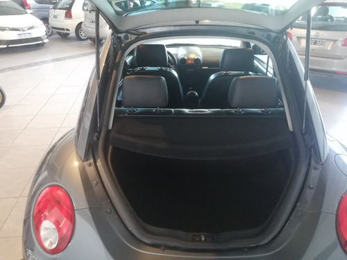 Volkswagen New Beetle 2.5 Sport Modelo 08