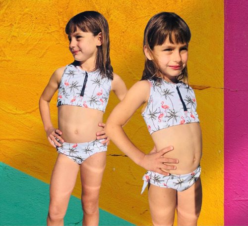 Imagen 8 de 8 de Malla Bikini Surf Niña Uv Upf50+ Top Cierre + Bombi Flamenco