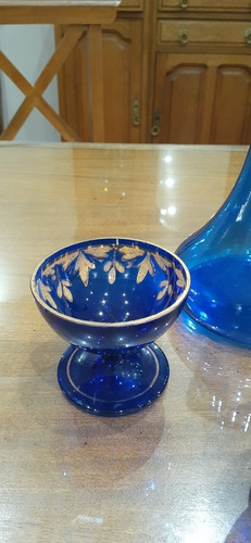 Antigua Licorera Con Tapa Y Tres Copas Azules (Usado)