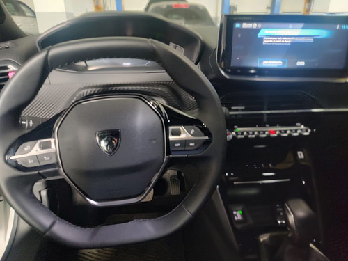 Peugeot 2008 1.0T Allure