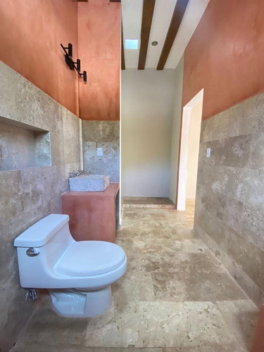 Casa En Venta En Valladolid, Privada Fincas Los Álamos, Modelo Sisal, A 12 Meses.