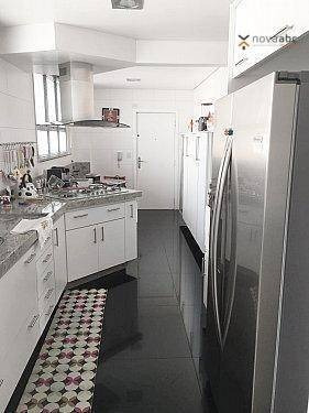 Apartamento Com 160m² Na Vila Bastos - 3 Dormitórios E 2 Vagas! - Ap0745