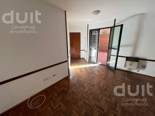 Departamento En Alquiler En Independencia 700