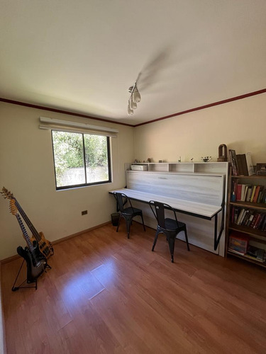 Oportunidad Única: Casa Semi-amoblada En Lomas De San Seba