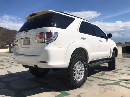 Imagen 4 de 10 de Toyota Fortuner