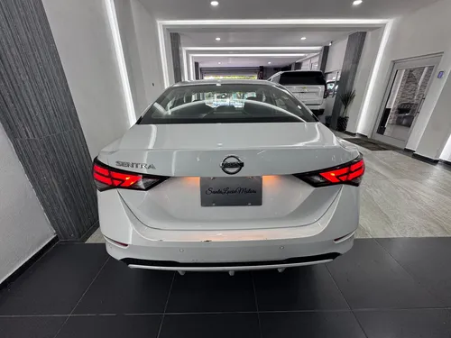 Nissan Sentra 1.8 Sense Cvt