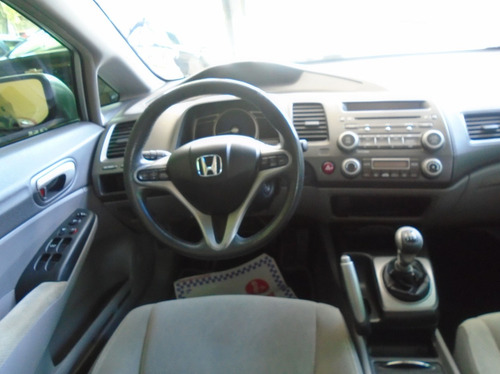 Honda Civic 1.8 LXL 16V