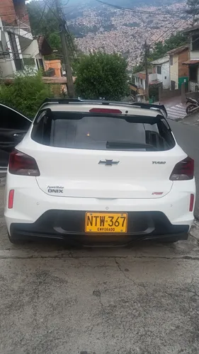 Chevrolet Onix 1.0T Rs Mt