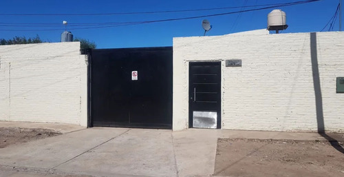 Venta En Bloque 8 Dptos + Galpón - S.antonio Areco